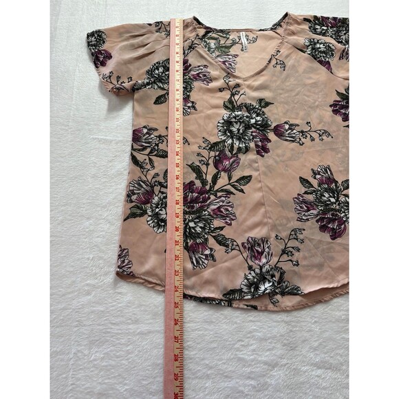 Grayson Treads Pink Floral Vneck Short Sleeve blouse size small - Picture 3 of 5